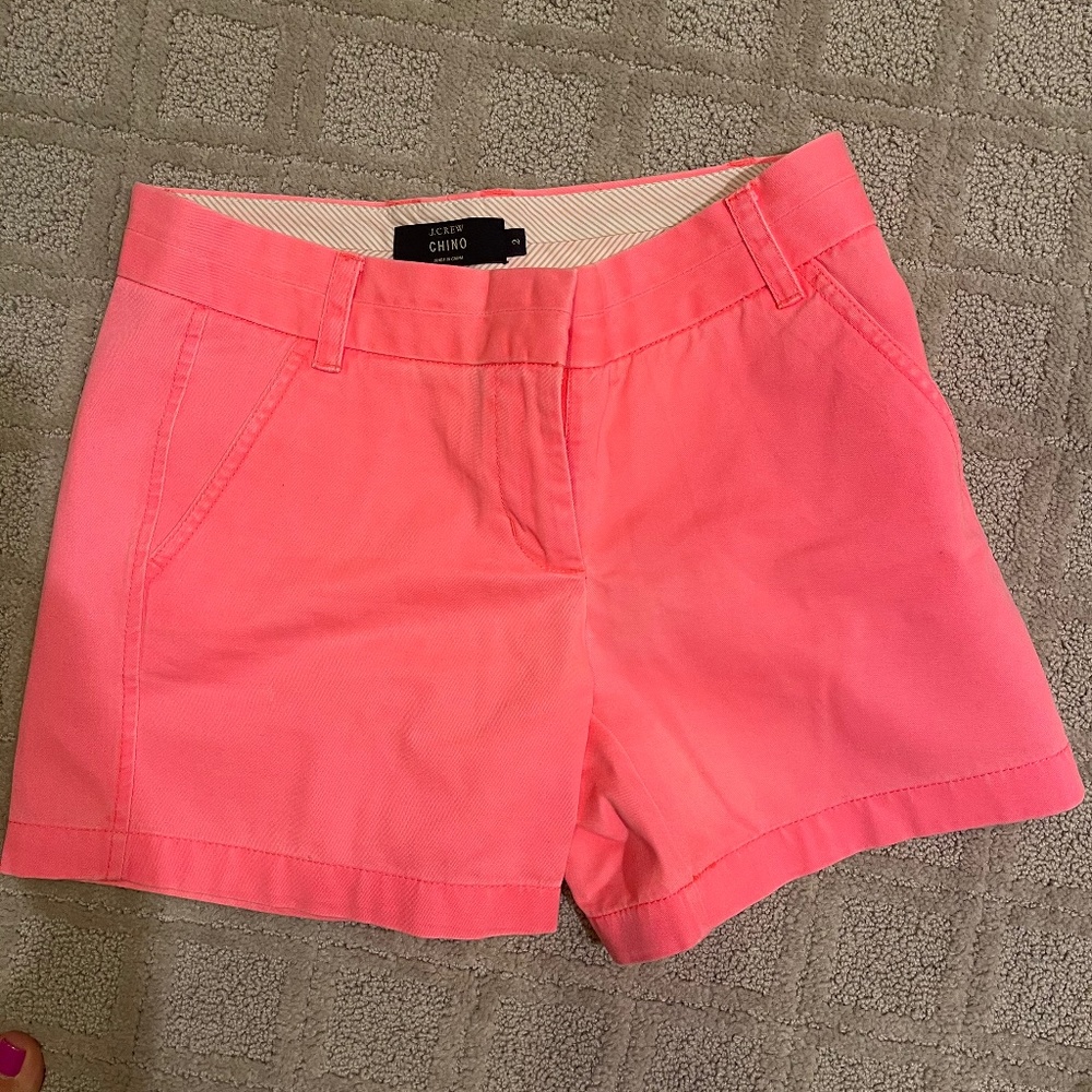 Chino neon shorts